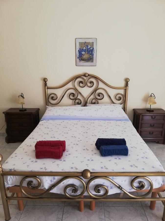 Inna'S Rooms In The History Center 卡塔尼亚 外观 照片