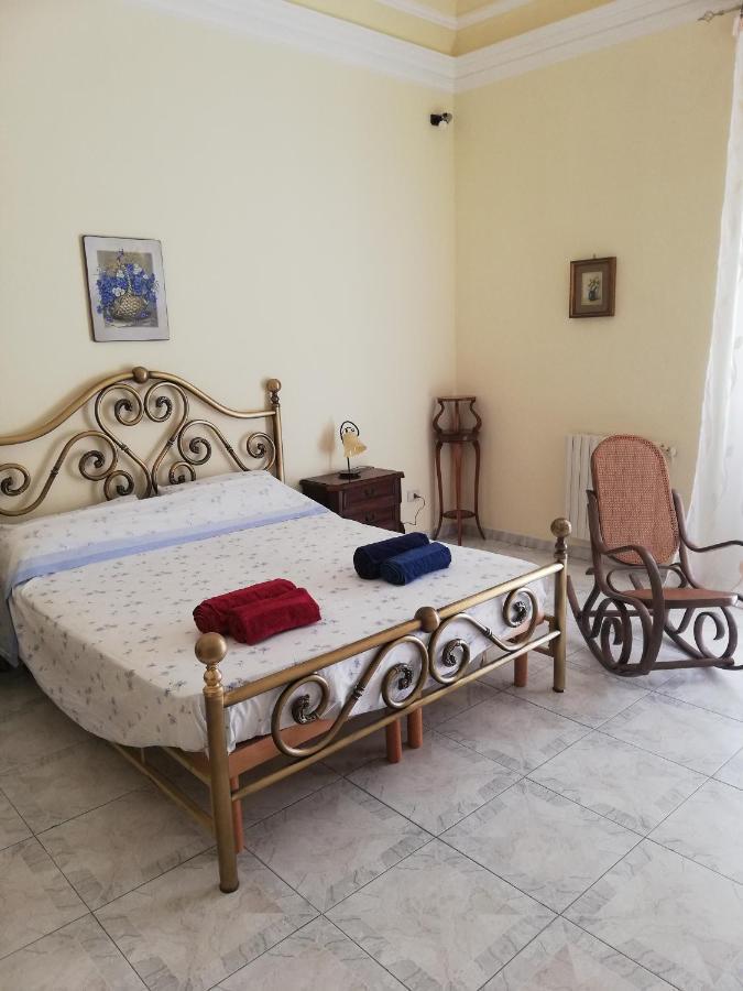 Inna'S Rooms In The History Center 卡塔尼亚 外观 照片