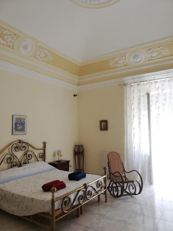 Inna'S Rooms In The History Center 卡塔尼亚 外观 照片